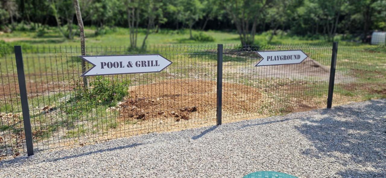 Villa Lotta ラビン エクステリア 写真