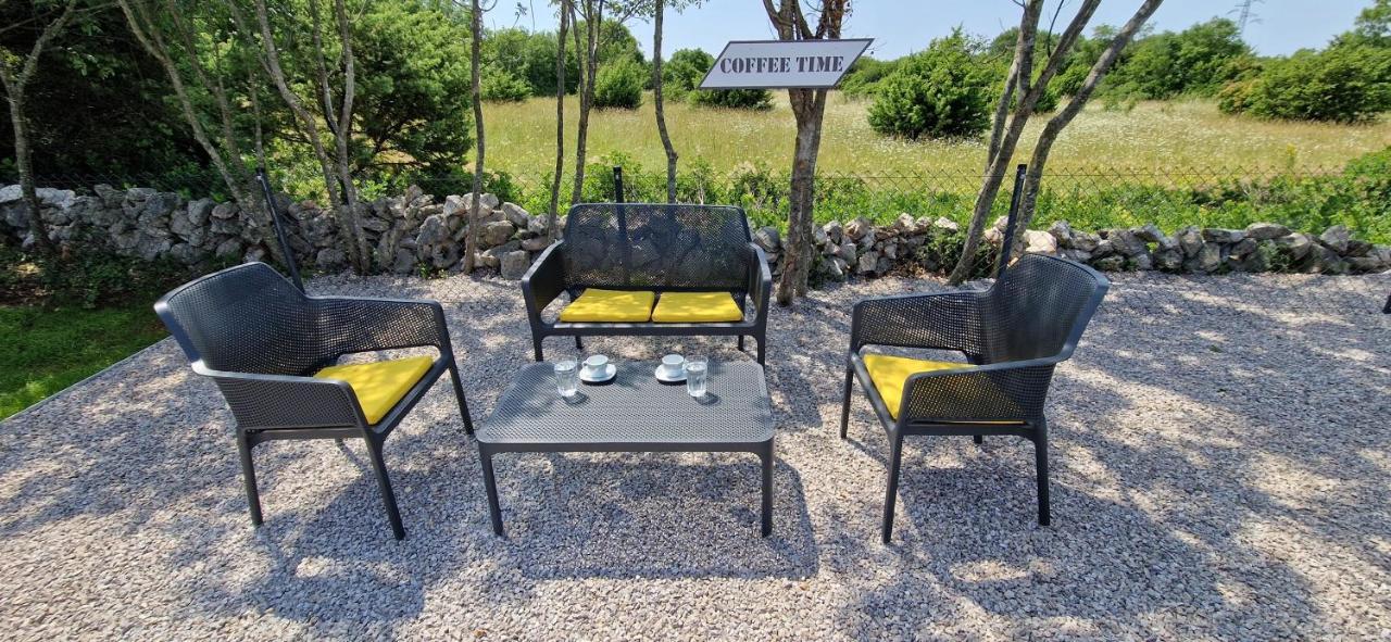 Villa Lotta ラビン エクステリア 写真